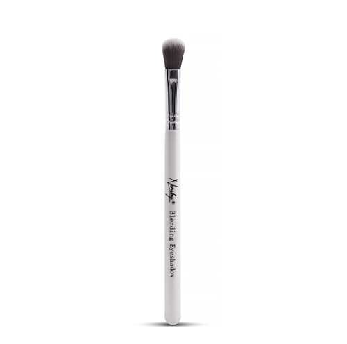 Blending Eyeshadow